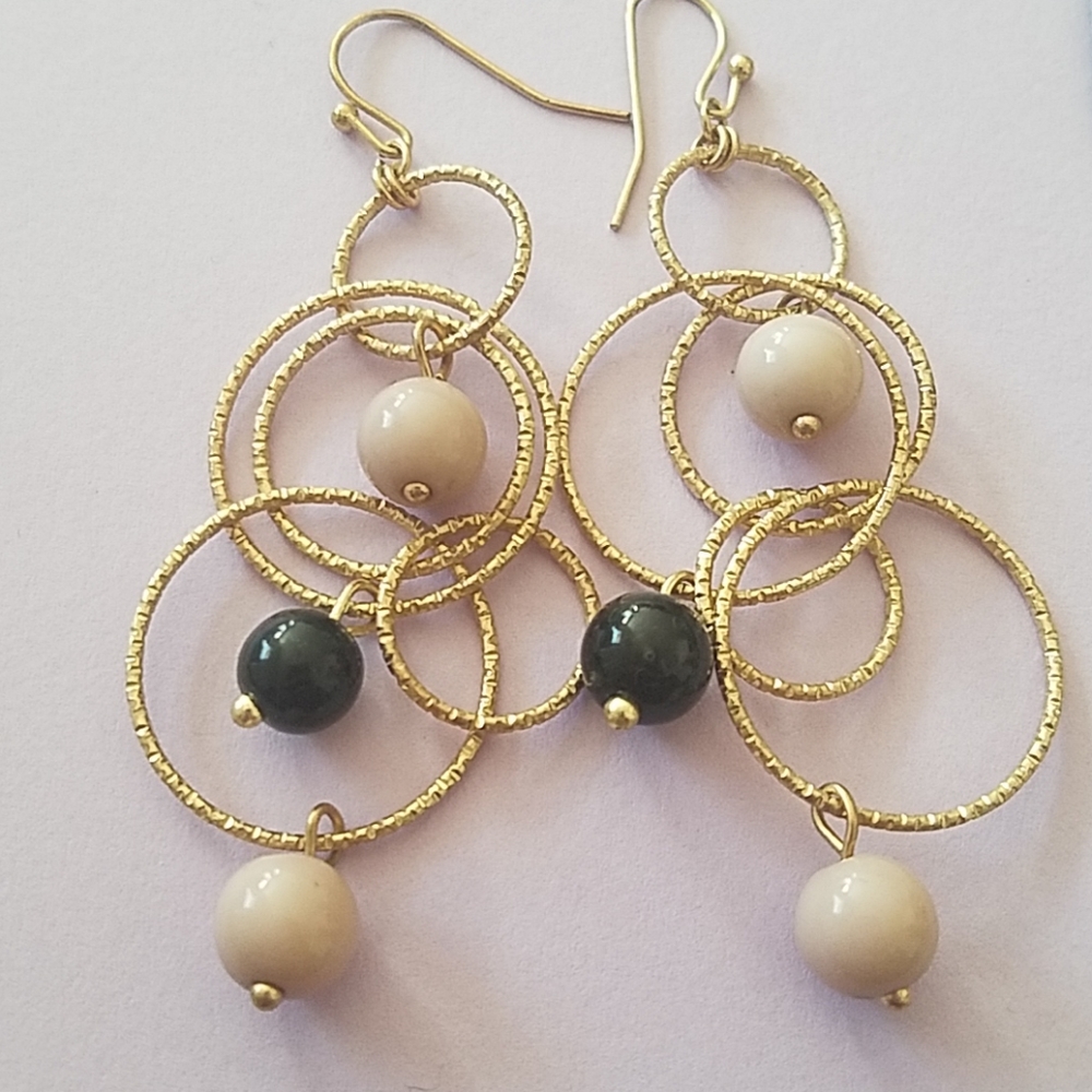 Earrings - Picture 3 of 7